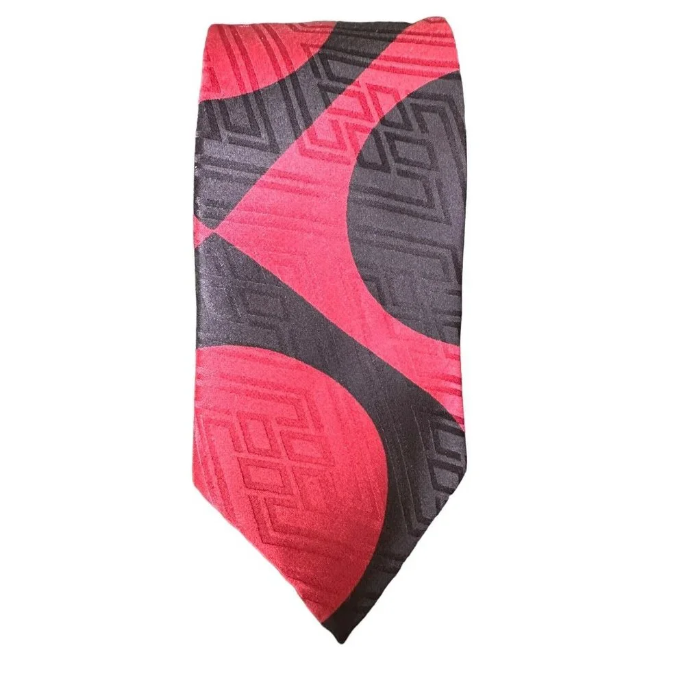 Vintage USA Made Damon 100% Silk Necktie Tie Silk Art Deco 56”x3.75”